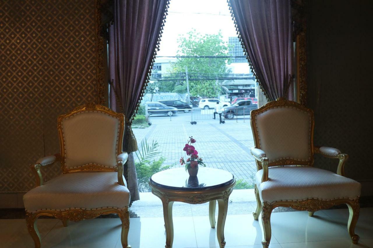 Adriatic Palace Bangkok Exterior photo